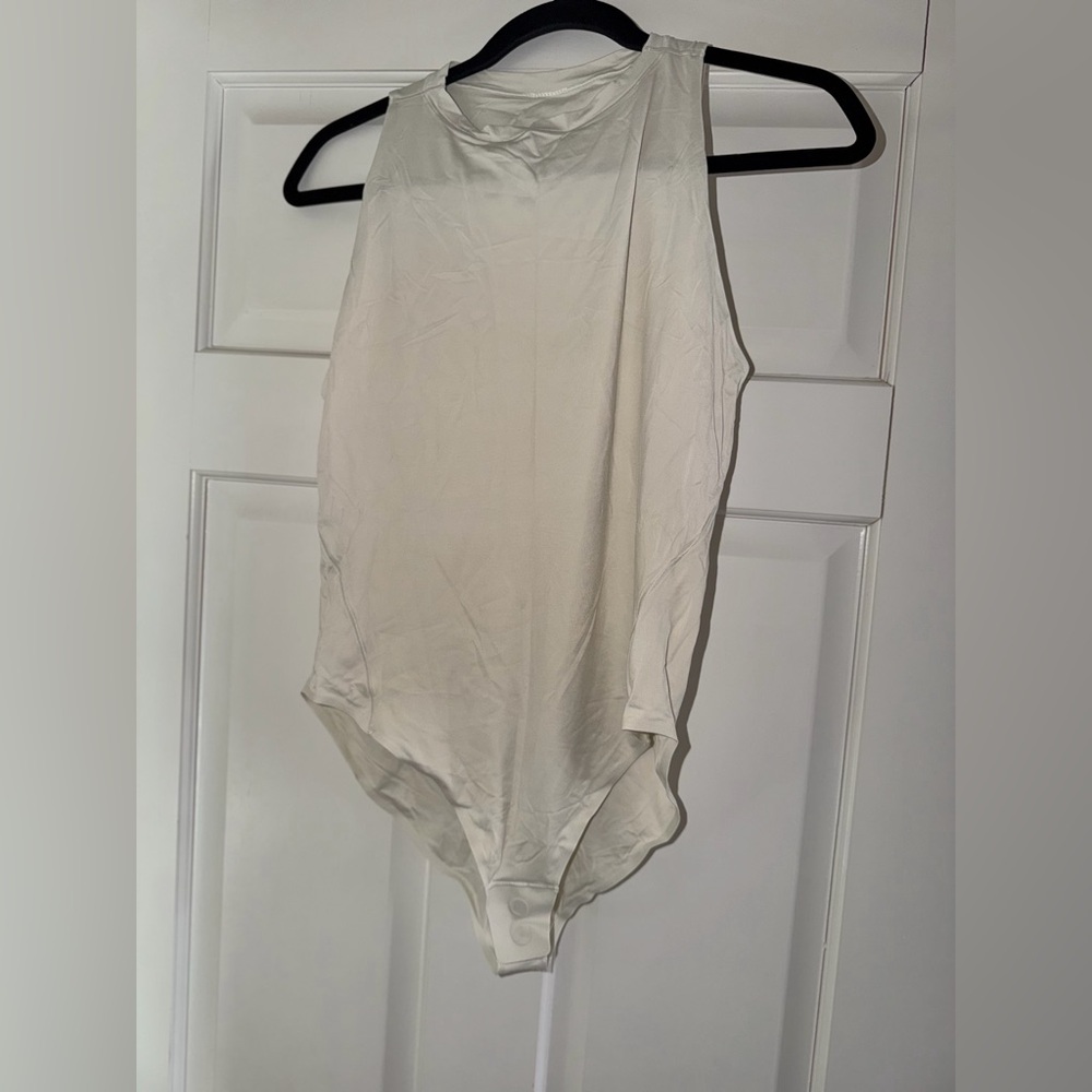 Lululemon Wundermost Ultra-Soft Nulu High-Neck Sleeveless Bodysuit Bone Large